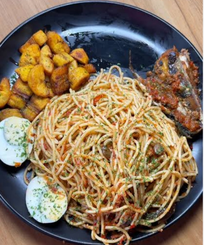 Ofada Spaghetti – Yoruba Sauce, Italian Pasta